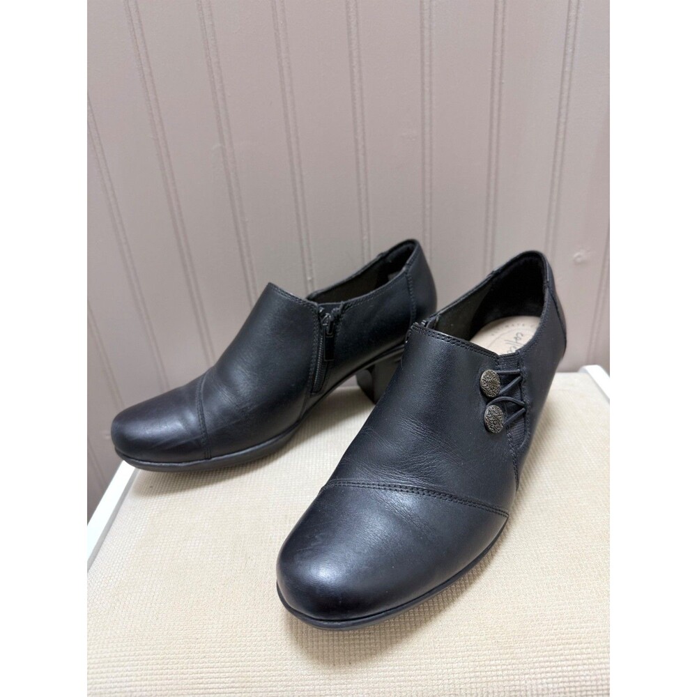 Clarks Shoes Women 7.5M Black Leather Shootie Casual Side Zip Block Heel - Picture 3 of 9